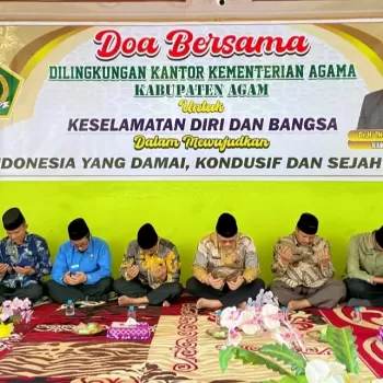 MTsN 1 Agam Ikuti Istighosah Nasional : Damai untuk Indonesi