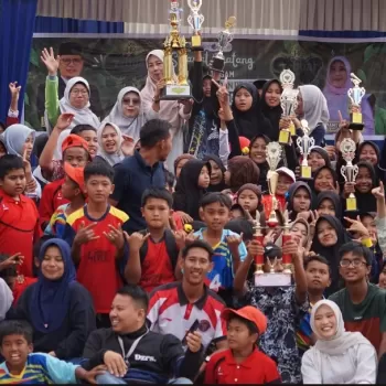 Hari Ke-2, Puncak Meriah Gebyar Bukareh Ke-14: SDN 12 Koto T