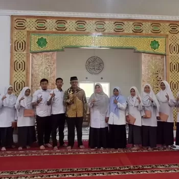 Langkah Baru Menuju Cita-Cita, MTsN 1 Agam Gelar Pengumuman 