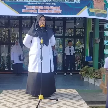 Upacara Perdana Semester Genap, Kepala MTsN 1 Agam Sampaikan