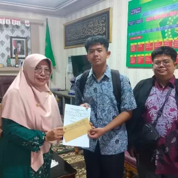 Mantap ke Nasional! MTsN 1 Agam Dukung Penuh M. Adrian Maula