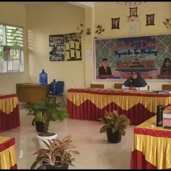 Kepala MTsN 1 Agam Gelar Coaching Pengawas Asesmen Madrasah 