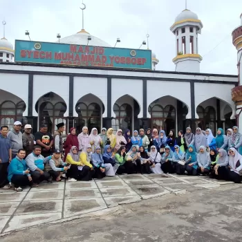 Aksi Bersama Sambut Ramadhan, Aplikasi Ekoteologi, MTsN 1 Ag