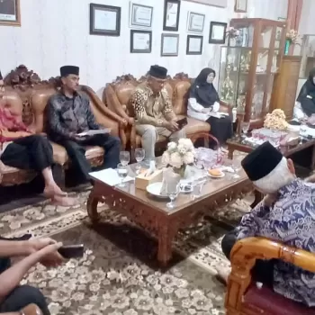 MTsN 1 Agam Gelar Rapat Bersama Pengurus Komite Bahas Lapora