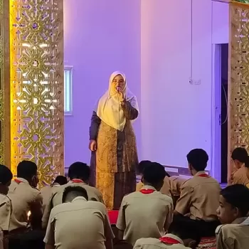 Kepala MTsN 1 Agam Berikan Arahan Persiapan ANBK dan TKA kep