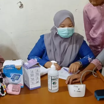 Puskesmas Kapau Tuntaskan Skrining Kesehatan Siswa Kelas VII