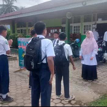Hari Kedua TKA, MTsN 1 Agam Tekankan Disiplin dan Kerapian, 