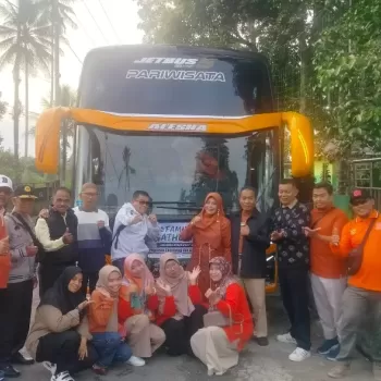 Menyatu dengan Alam, Menguatkan Kebersamaan: MTsN 1 Agam Gel