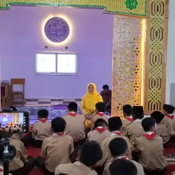 Maulid Nabi di MTsN 1 Agam bersama Ustadz Darno Ungkap Kunci
